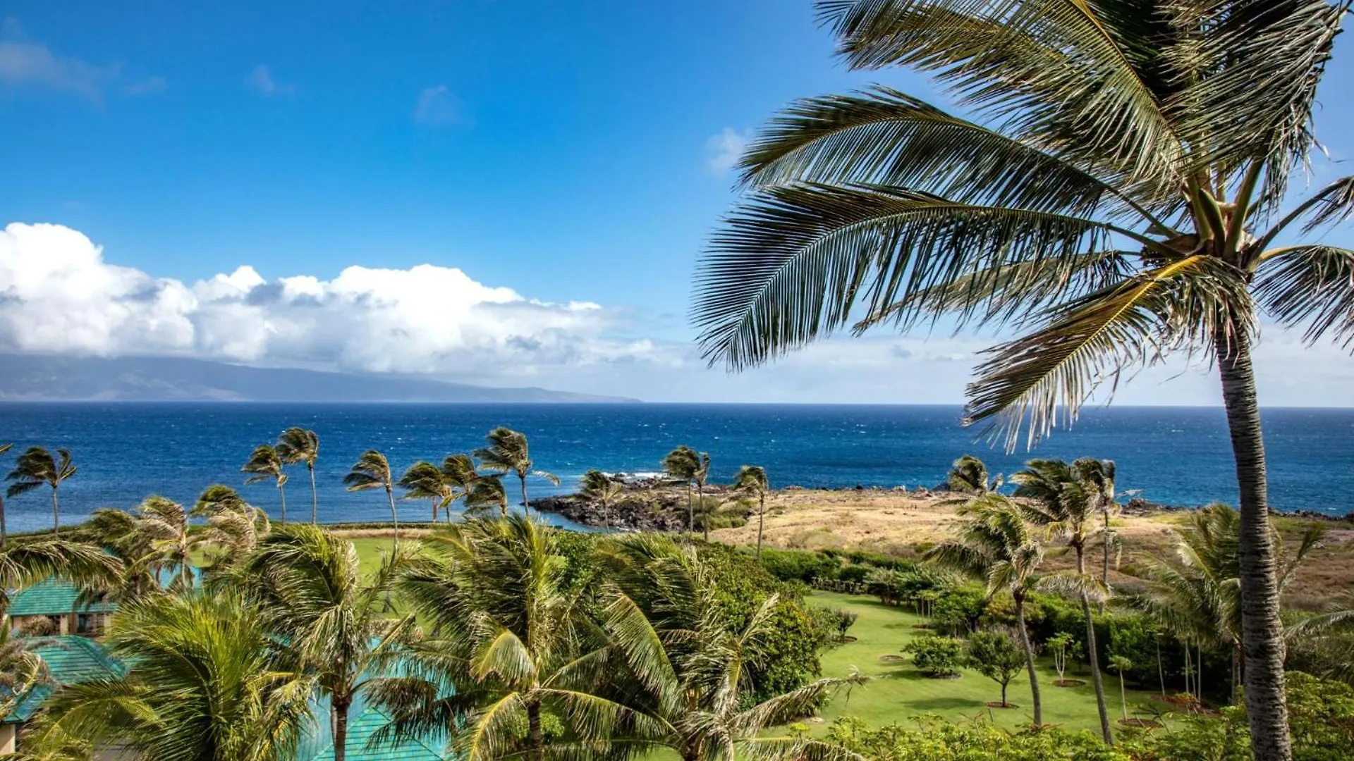 Kbm Resorts Free Car Hale Makaiatmontagekapalua Bay Beachfront Condo Kapalua